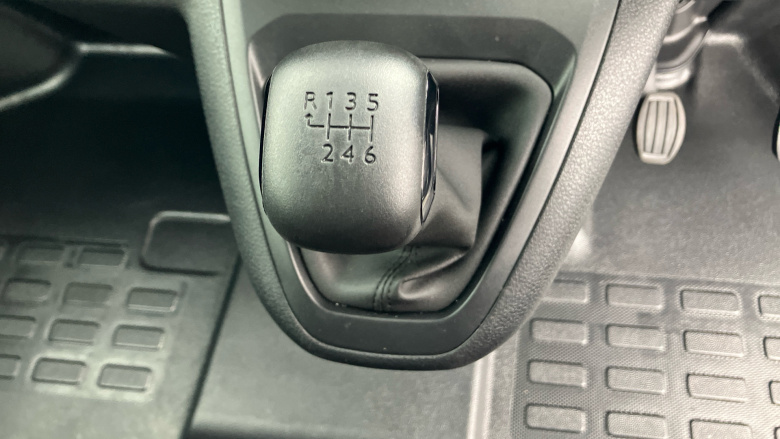 Citroen Dispatch M Diesel 2.0 BlueHDi 145ps Crew Van Enterprise